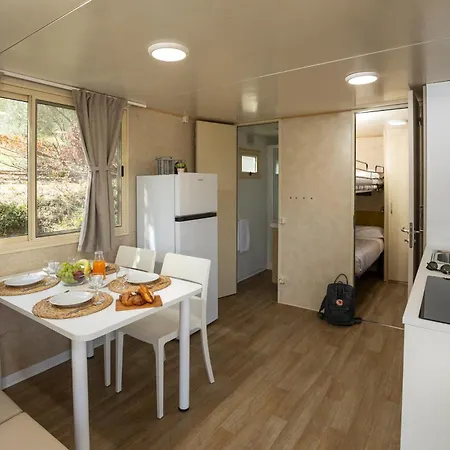 Hu Firenze Certosa In Town Kamp alanı 3*