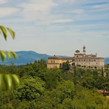 Hu Firenze Certosa In Town Kamp alanı 3*